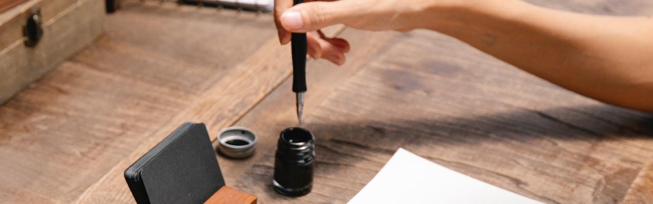 Photo of an Inkwell by Angela Roma from Pexels
